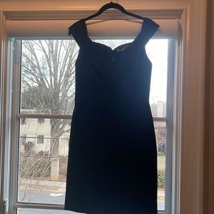 Black v neck dress